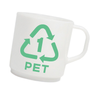 再生PET生まれのプラスチック製マグカップ